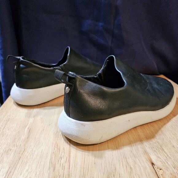 Aldo Mens Black Round Toe Slip-On Casual Sneaker Shoes Size 6 lightweight - Picture 2 of 6